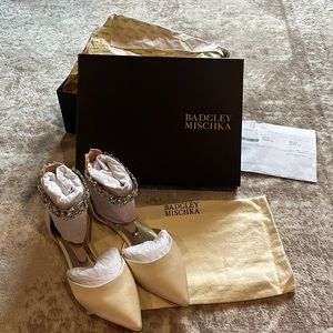 NWT Badgley Mischka Morgen Ankle Strap Flat 9.5 Wedding Shoes